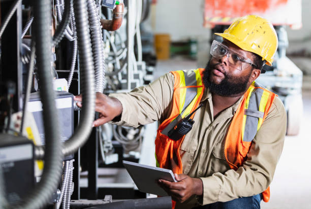 Best Circuit Breaker Repair  in Peosta, IA
